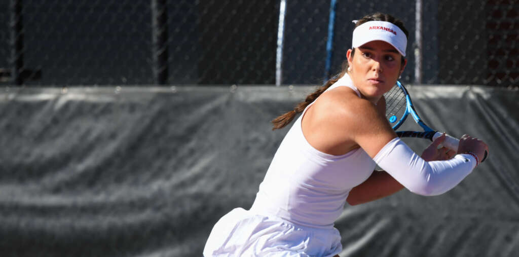 Arkansas Women’s Tennis Takes Down Kansas
