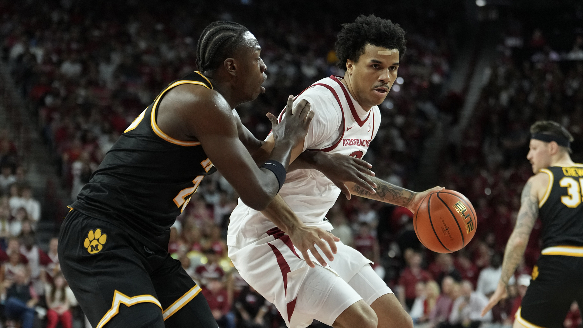 #20 Arkansas Bounces Back with Win Over Missouri