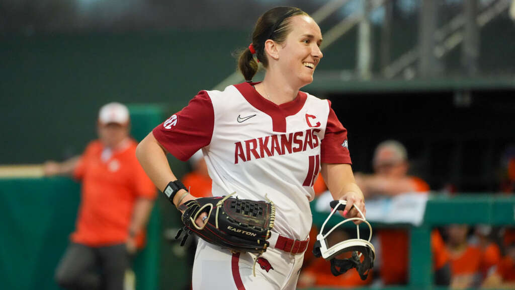 Explosive Offense and Dominant Pitching Lead No. 9 Hogs to Run-Rule Victories Over Wichita State, No. 18 Clemson