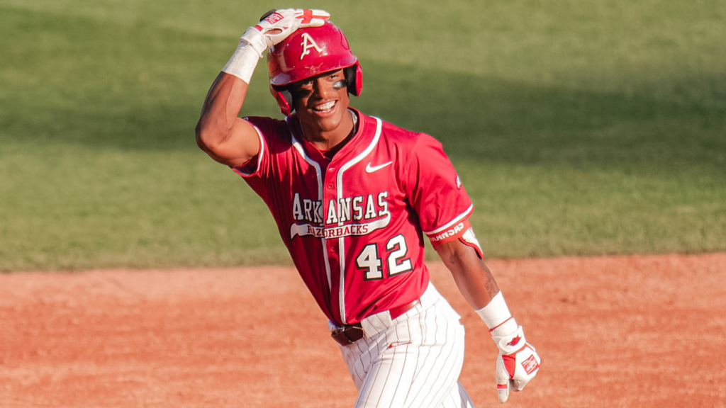Hogs Close 18-Game Homestand with Double Midweek Series against Bears
