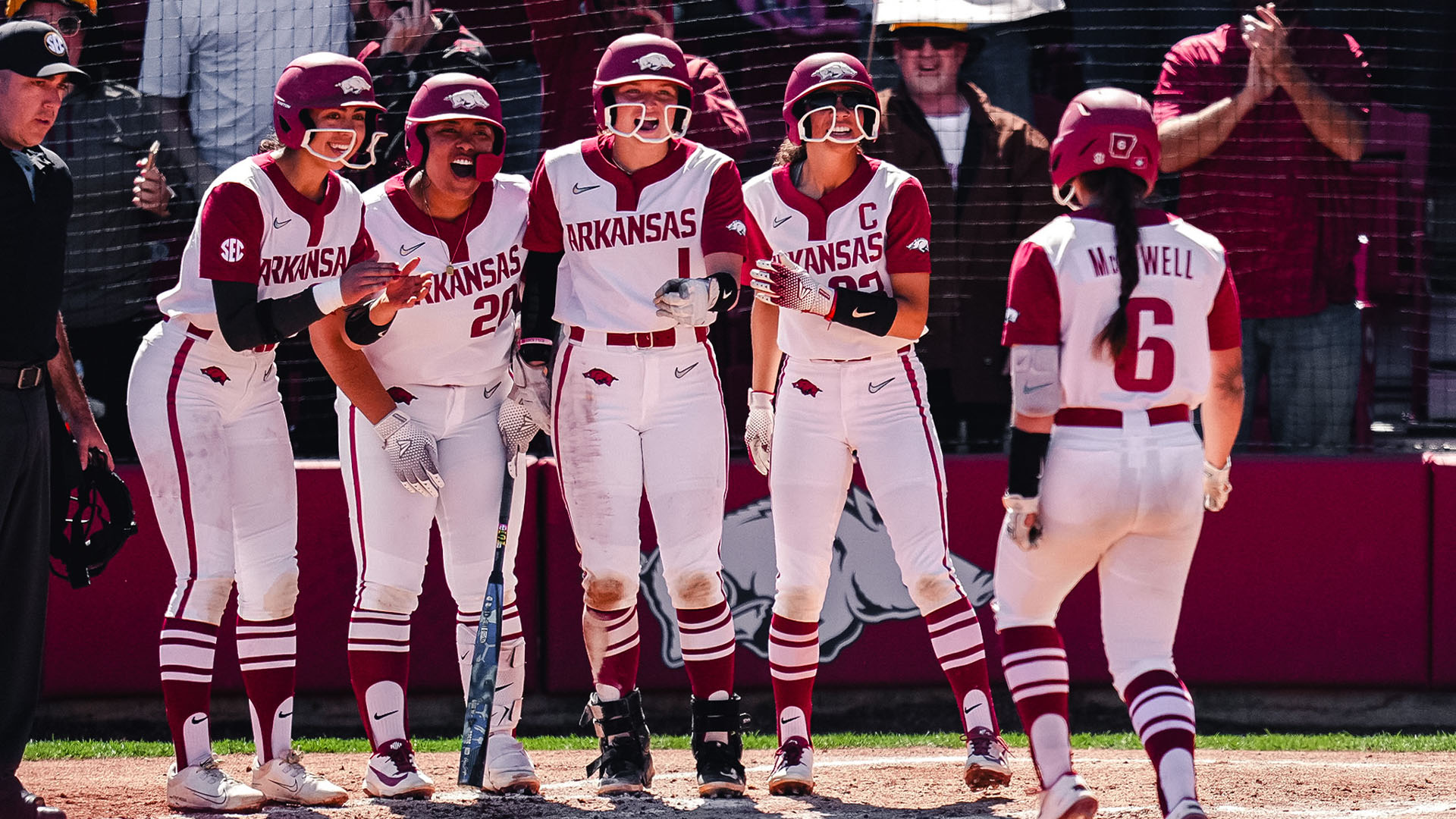 Hogs Blank Georgia, 6-0 to Win Series