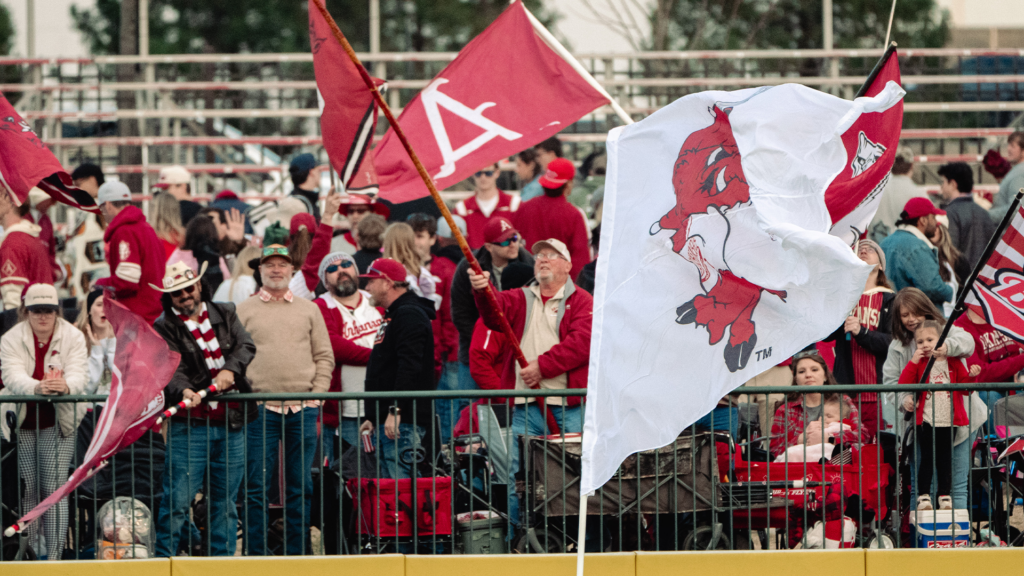 Time Change in Hogs’ Series Opener against Hatters