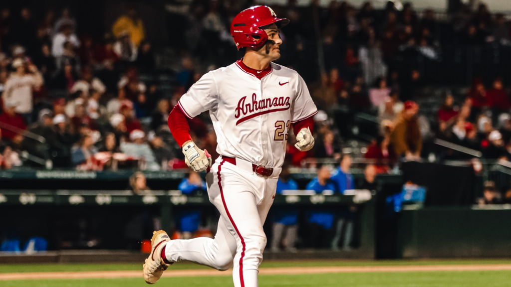Hogs’ Pitching Falters in Series-Opening Loss against Gators