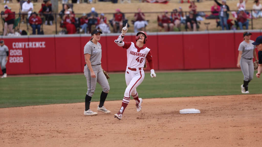 Razorbacks Defeat Omaha, Charlotte on Day Three of Wooo Pig Classic