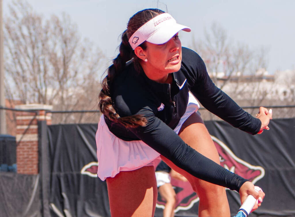 Carolina Gomez Alonso Named to SEC Community Service Team