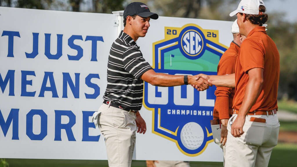 Fortlage Leads #5 Arkansas in Rd1 of SEC Golf Championships