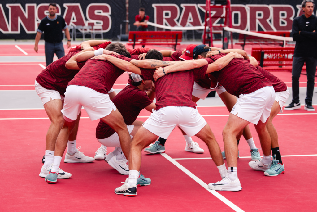 Hogs Fall To No. 26 Kentucky In SEC Tournament First Round