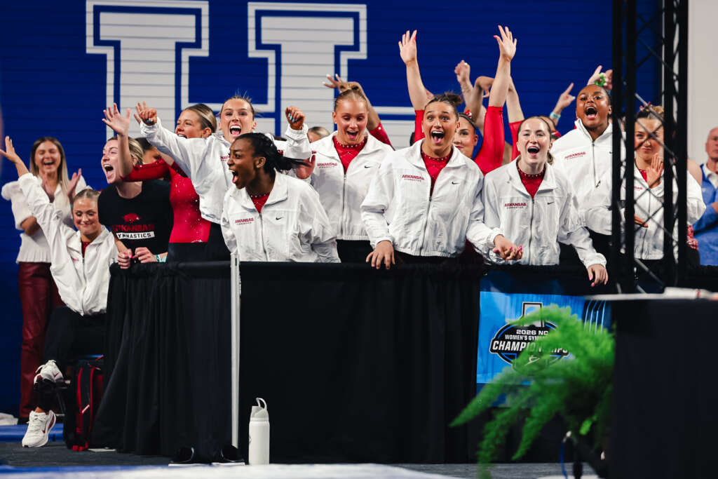 Arkansas Wins Afternoon Semifinal, Rack Up Four Regional Titles