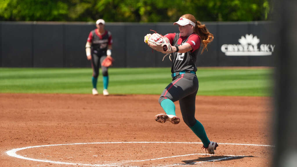 Eight-Run Fifth Inning Lifts No. 6/8 Hogs to 8-0 Run-Rule Victory Over Mississippi State