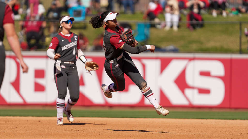 Hogs Secure Series With 4-0 Blanking of Auburn