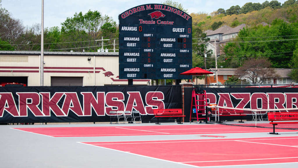 Arkansas reinstates tennis programs