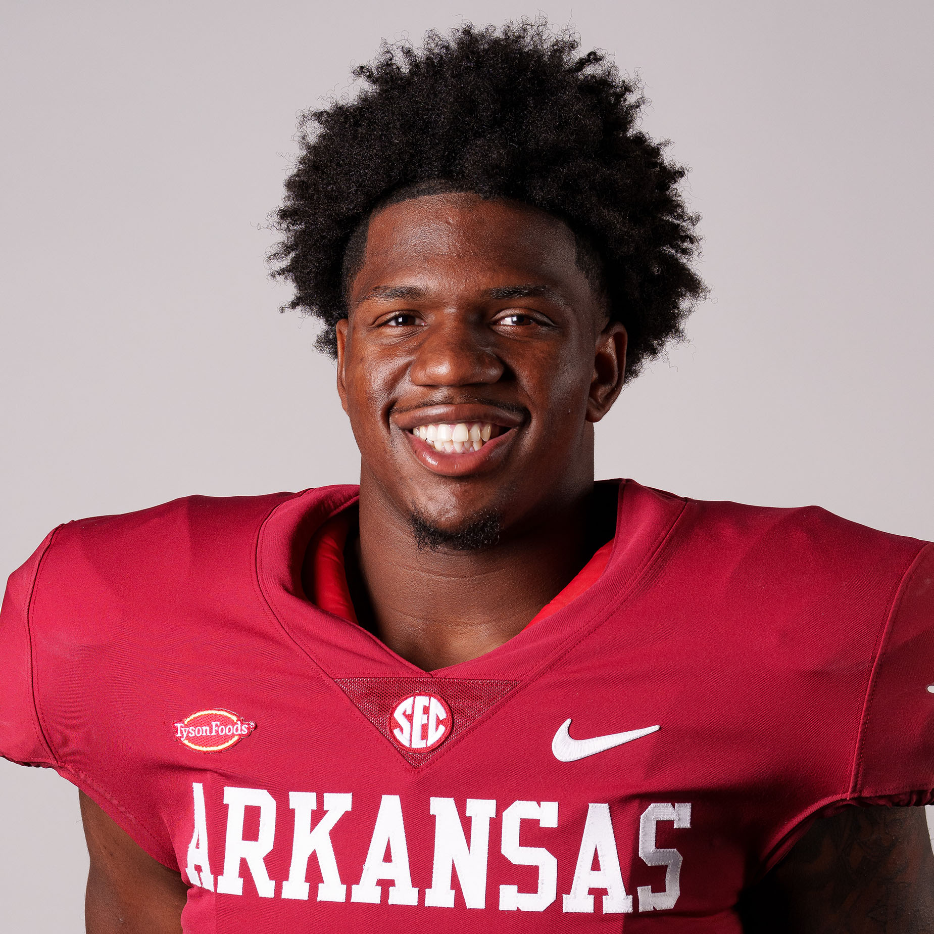 Cam Settles - Football - Arkansas Razorbacks