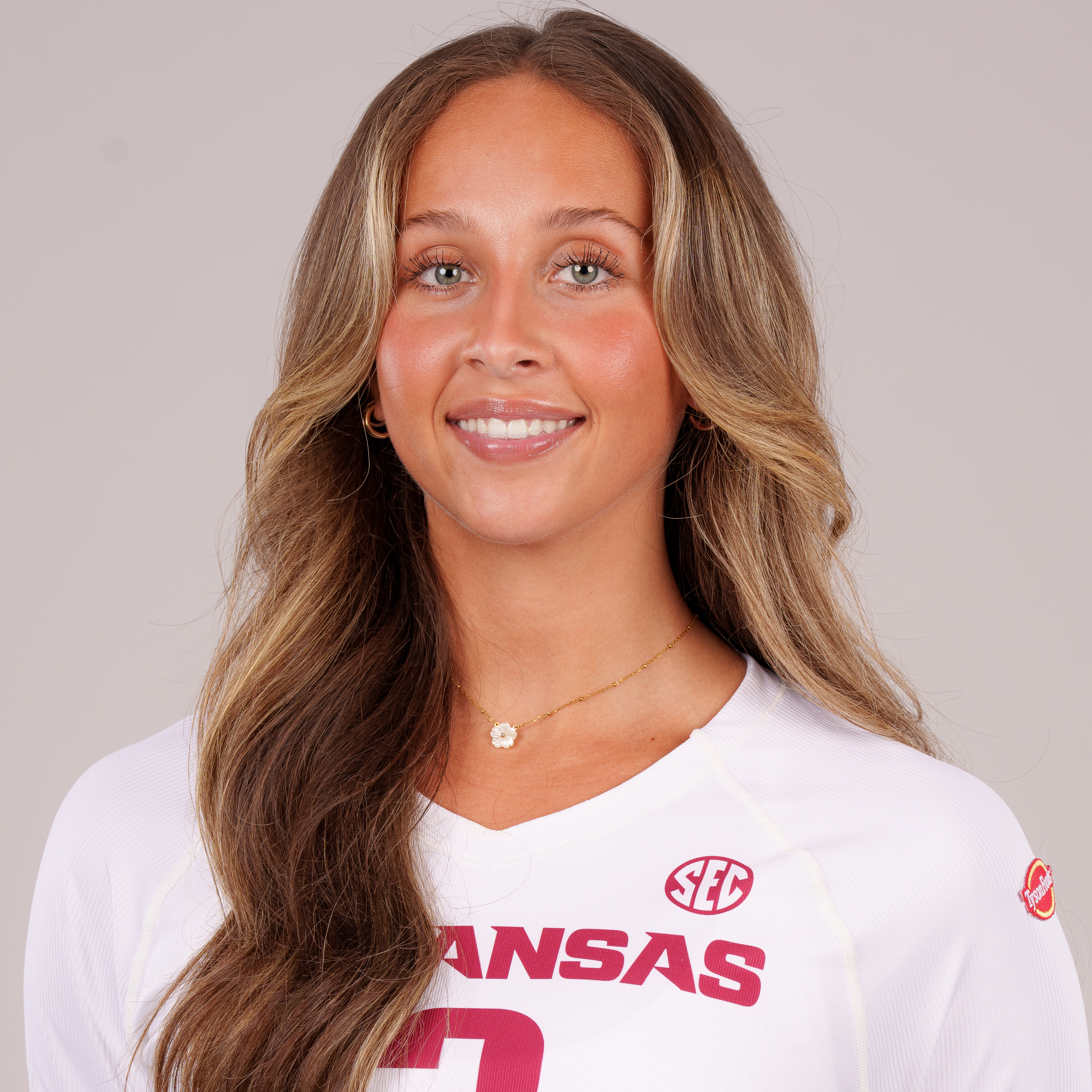 Livia Niu - Volleyball - Arkansas Razorbacks