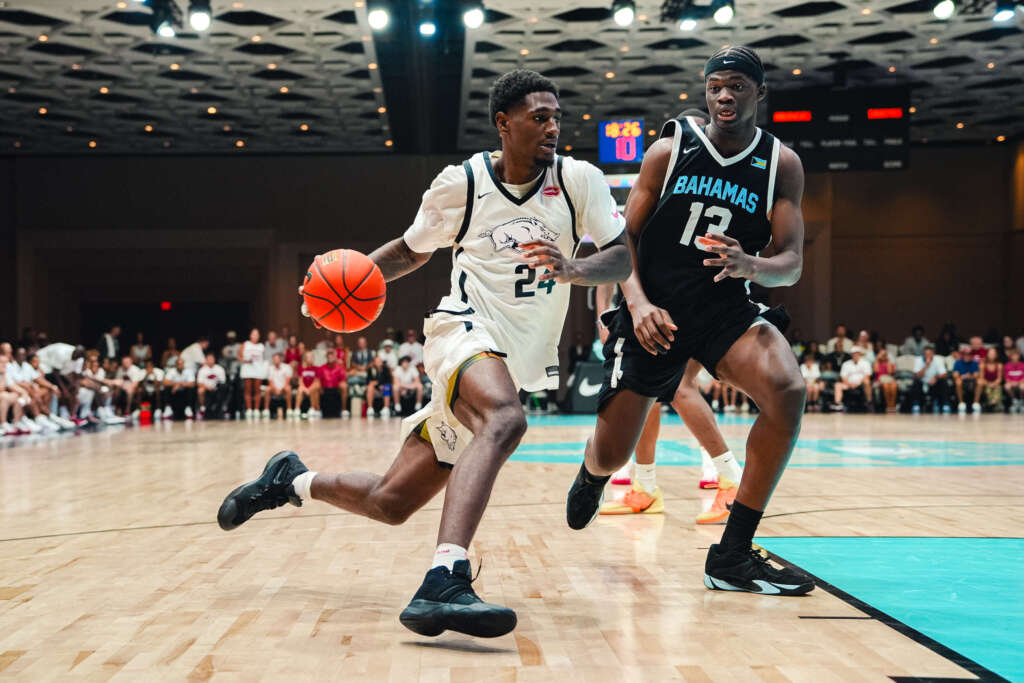 Arkansas Races Out Early, Takes Down Bahamas Select Team, 106-59