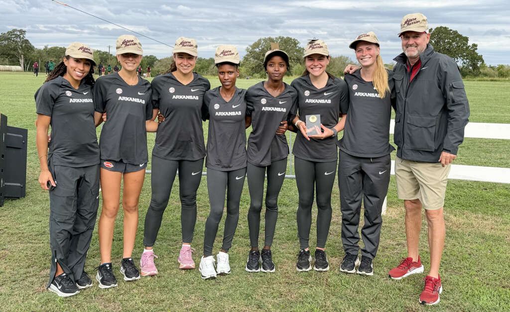 Razorbacks claim team title in Arturo Barrios Invitational