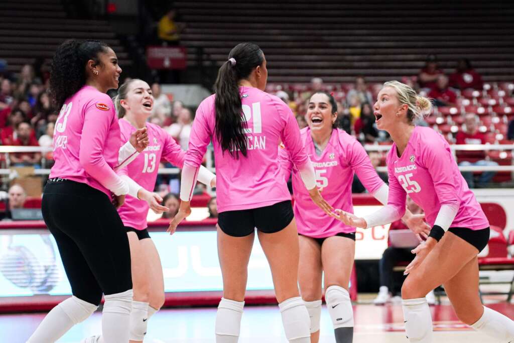 Arkansas Takes Down Oklahoma 3-1
