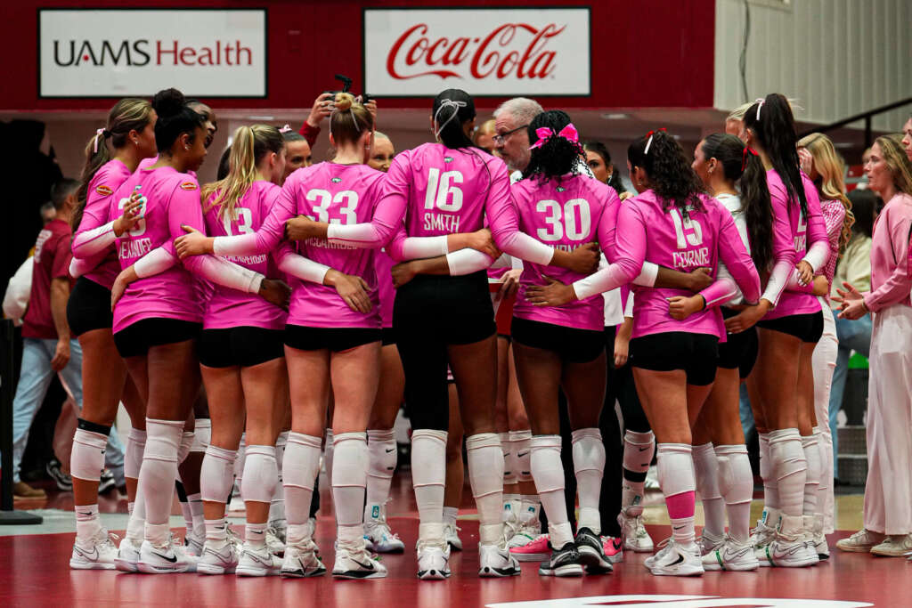 Hogs Swept by Cats in Tough Home Stretch Finale