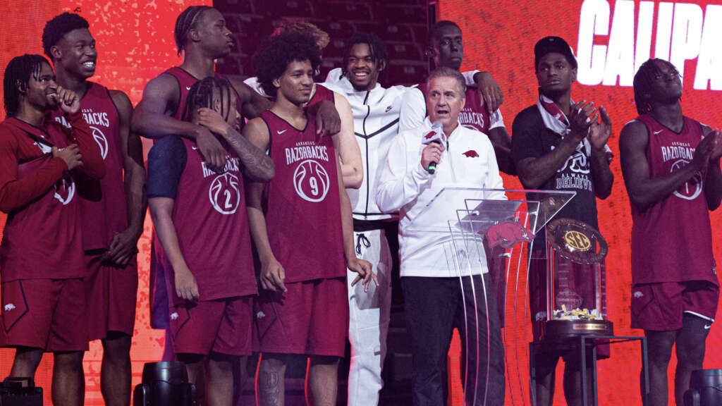 Arkansas #12/13 in Preseason Polls; Face Top-15 Gonzaga Saturday