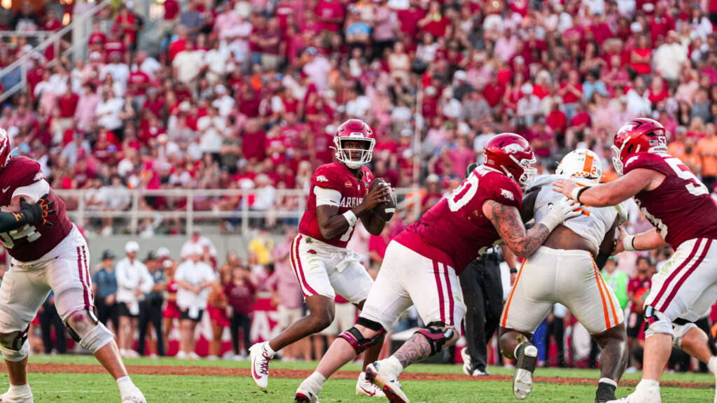 Hogs battle hard, come up short to Vols