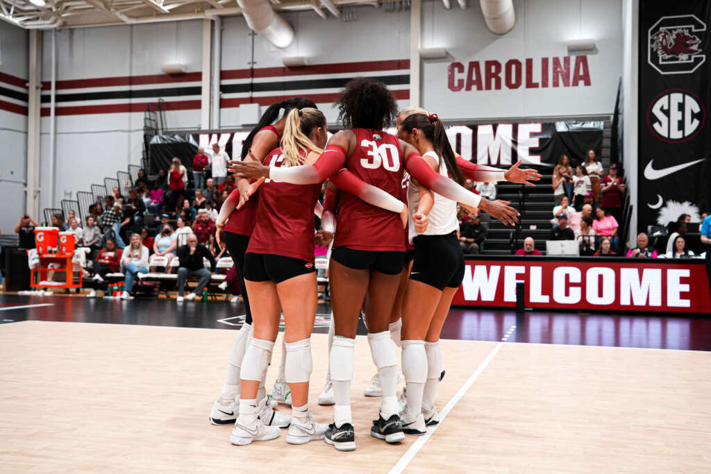 Razorbacks Run Out of Time, Lose in Five to Gamecocks